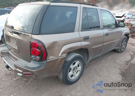 2002 Chevrolet Trailblazer Ls z USA, uszkodzony, nr VIN 1GNDS13S222452898